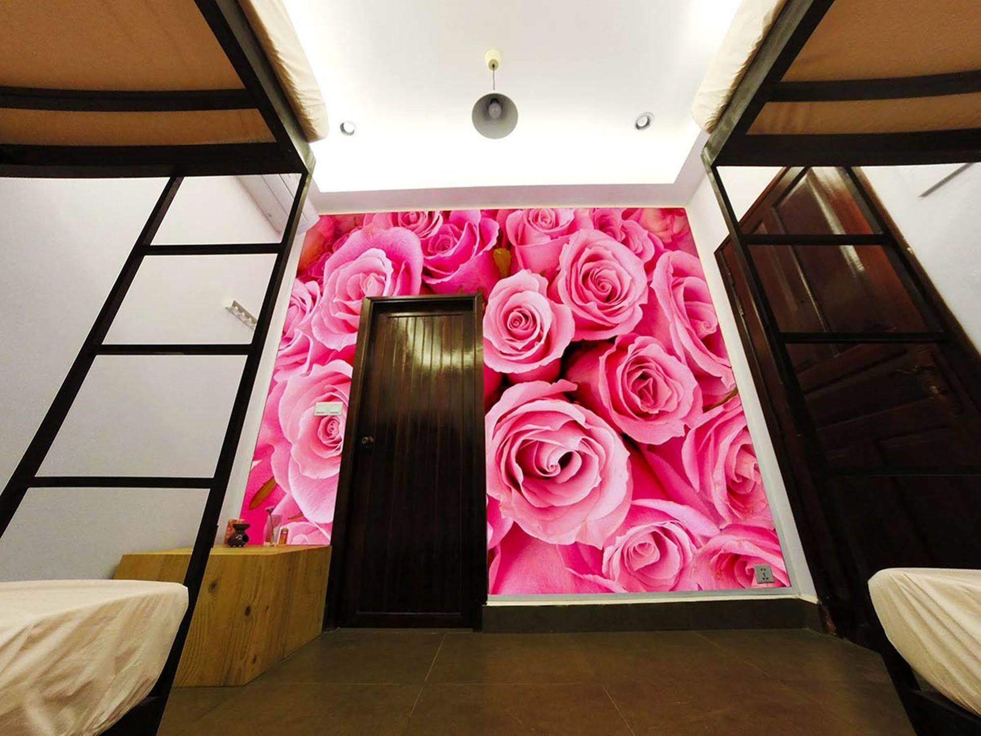 Aura Thematic Hostel Phnom Penh Eksteriør bilde