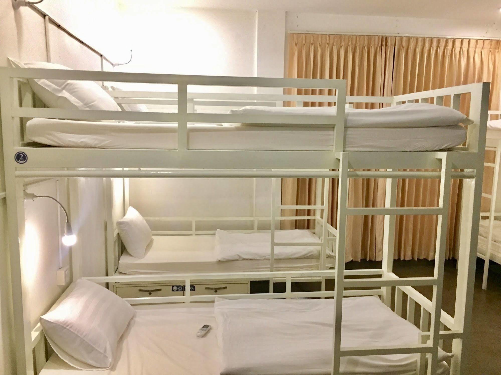 Aura Thematic Hostel Phnom Penh Eksteriør bilde