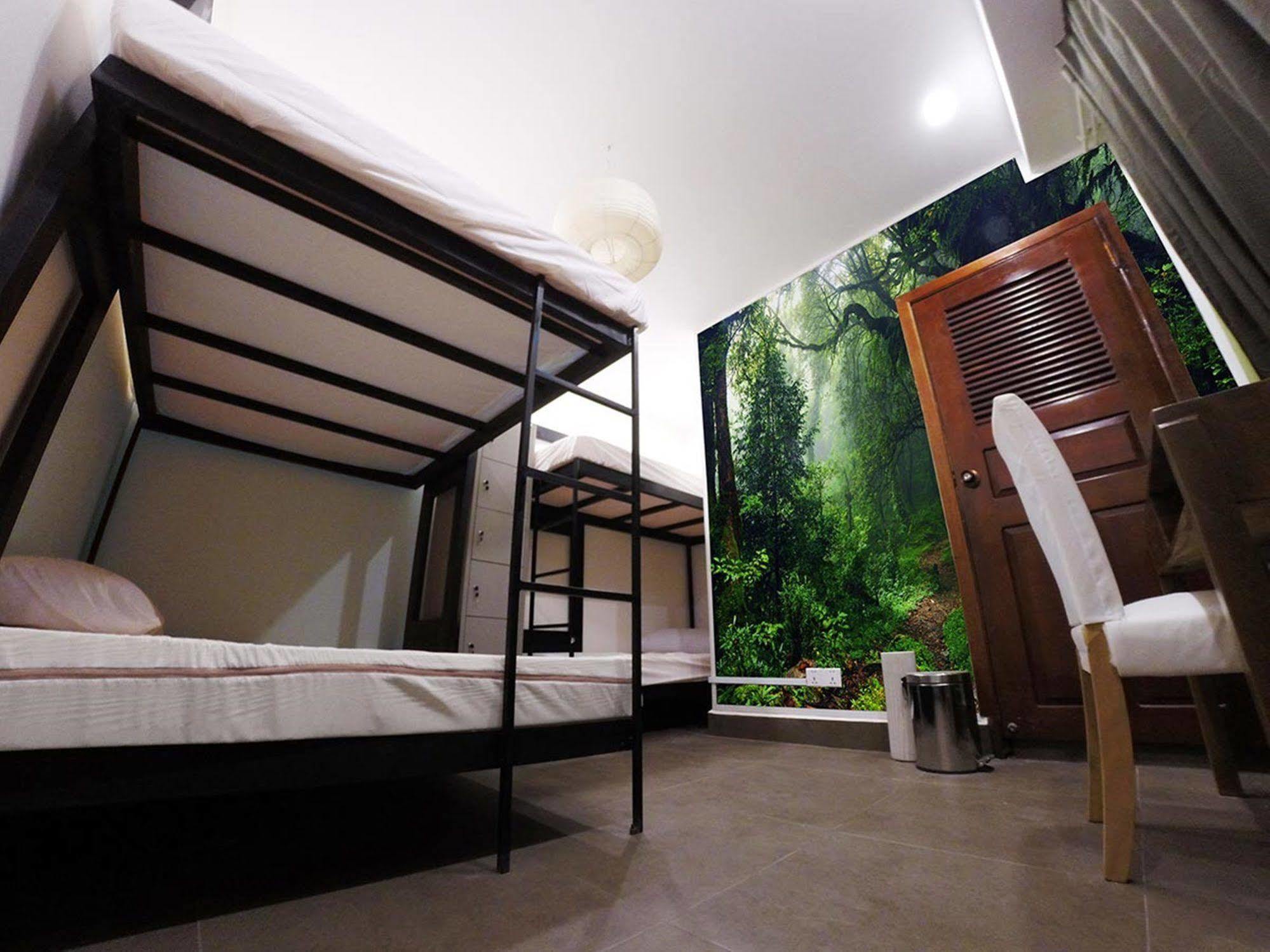 Aura Thematic Hostel Phnom Penh Eksteriør bilde